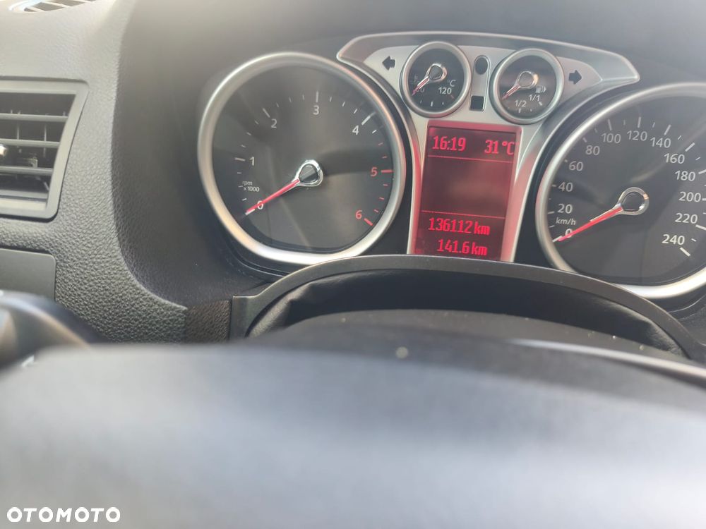 Ford Kuga 2.0 TDCi 4x4 Trend - 6
