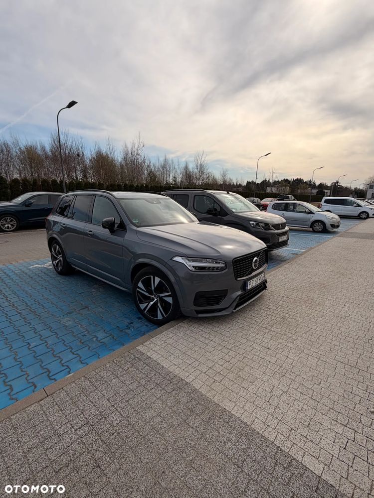 Volvo XC 90 T8 AWD Plug-In Hybrid R-Design 7os - 7