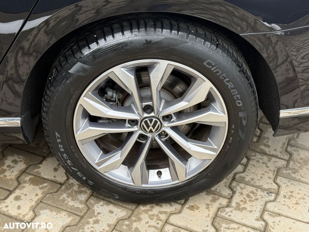 Volkswagen Passat 2.0 TDI DSG Highline - 30