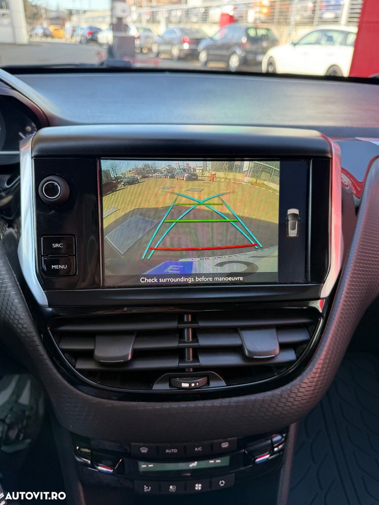 Peugeot 2008 PureTech 110 Stop&Start Style - 18