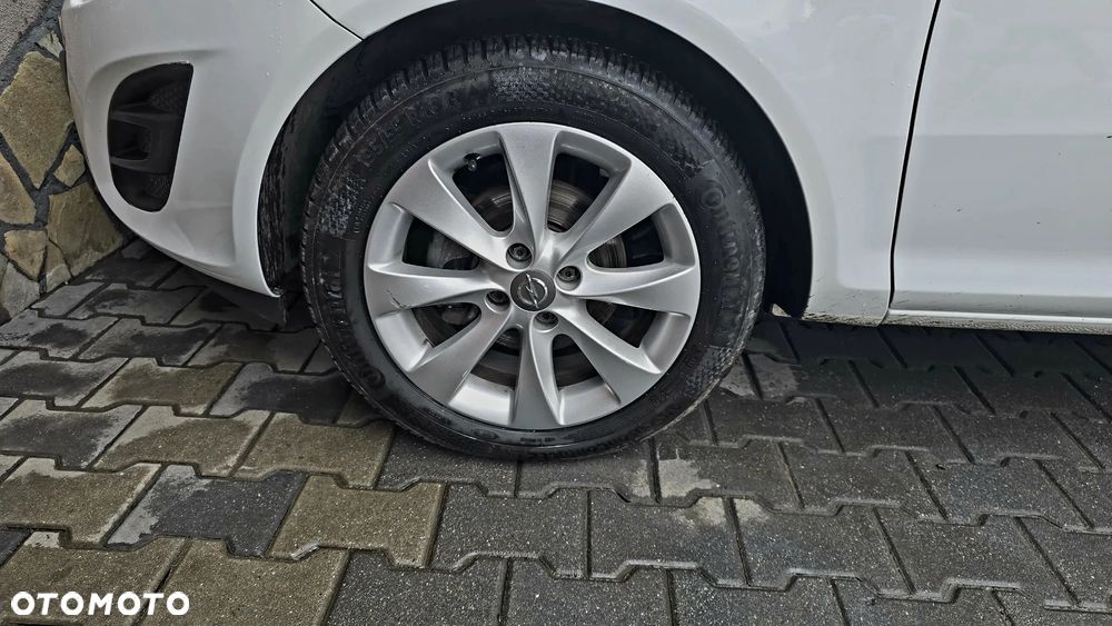 Opel Corsa 1.4 16V Active - 12