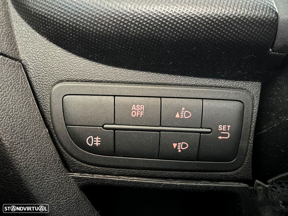 Fiat Fiorino AC - 16