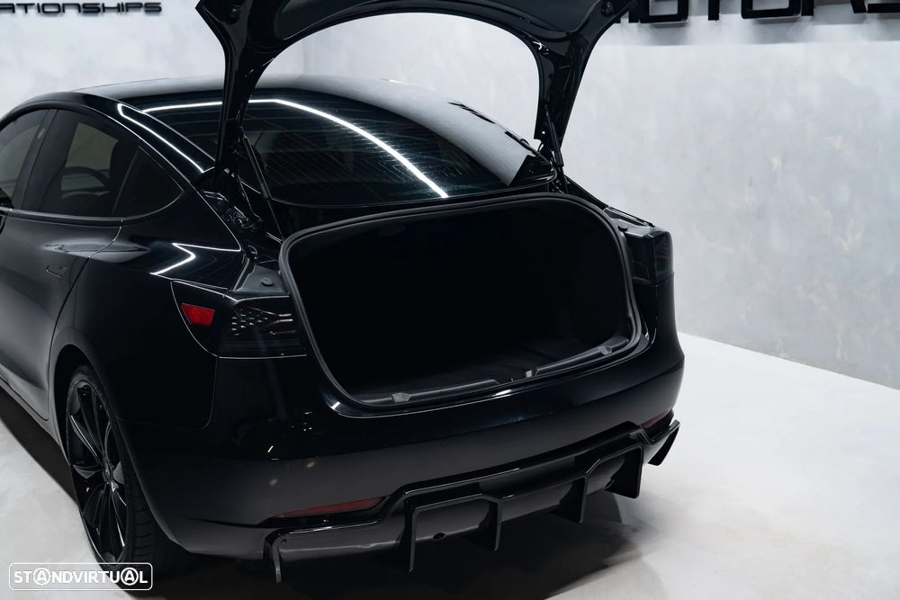 Tesla Model 3 Performance Dual Motor AWD - 12