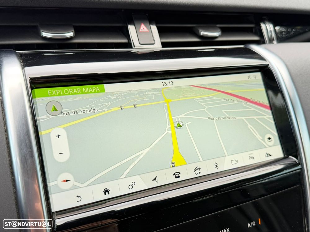 Land Rover Discovery Sport P300e Dynamic SE - 43