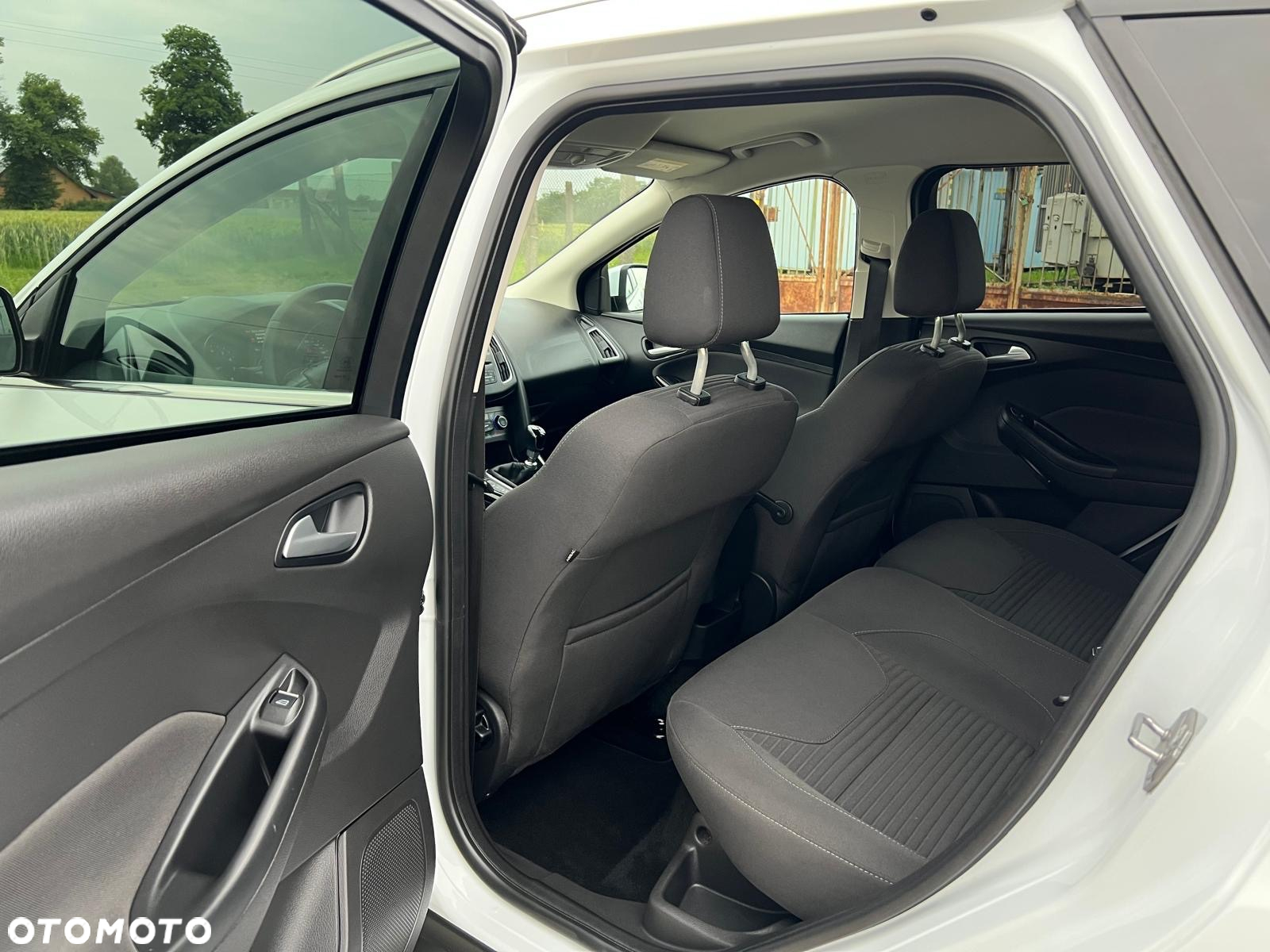 Ford Focus - 19
