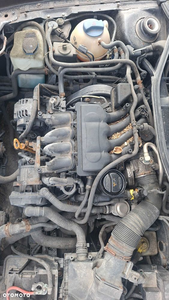 Silnik 1.6 8V BFQ Kompletny Golf IV Octavia Leon Audi A3 - 1