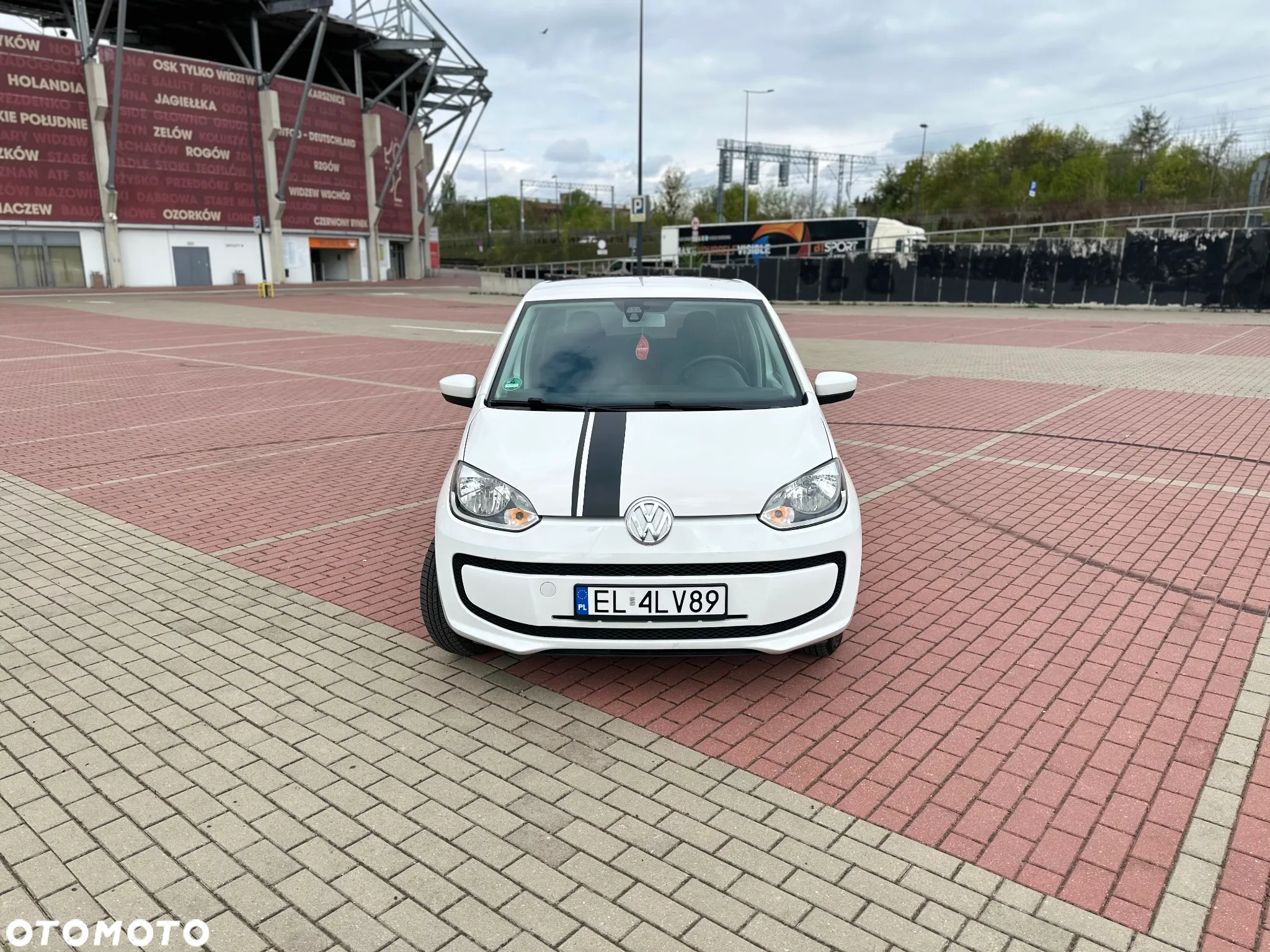 Volkswagen up! 1.0 high - 3