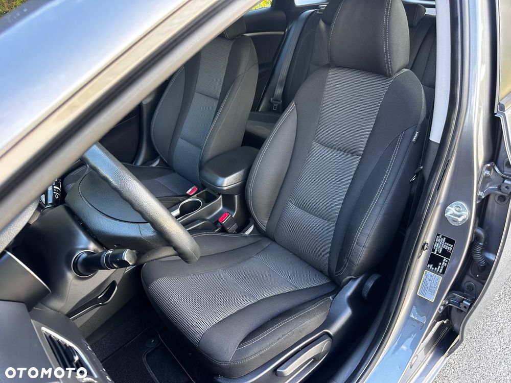 Hyundai i30 - 23