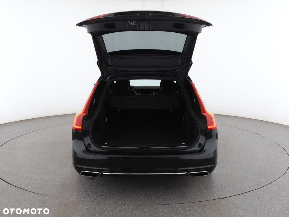 Volvo V90 T8 Twin Engine AWD Momentum - 20