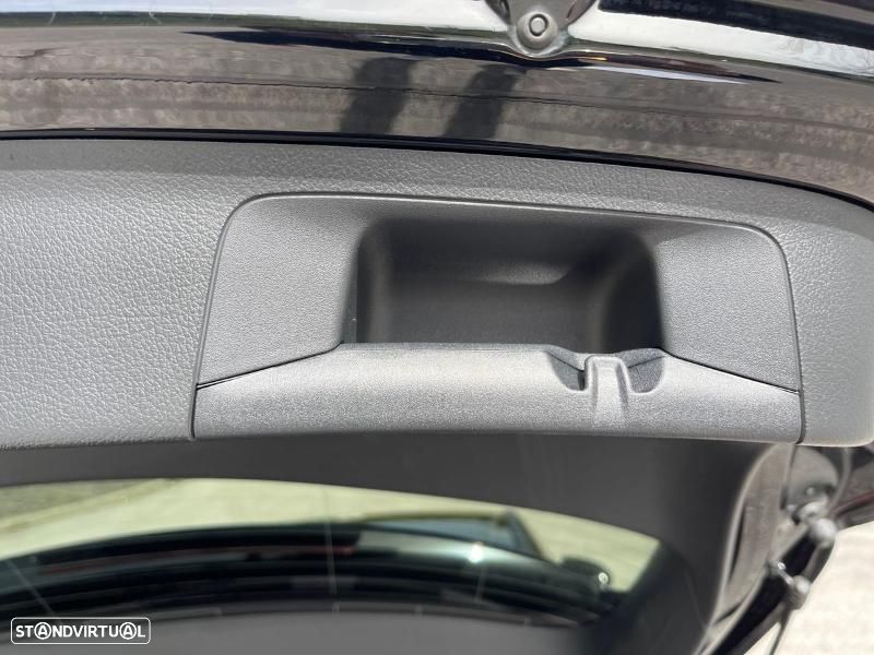 Mercedes-Benz A 180 d 8G-DCT AMG Line - 19