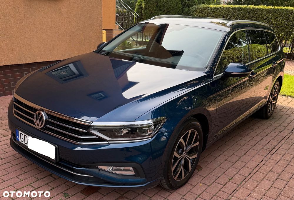 Volkswagen Passat - 2