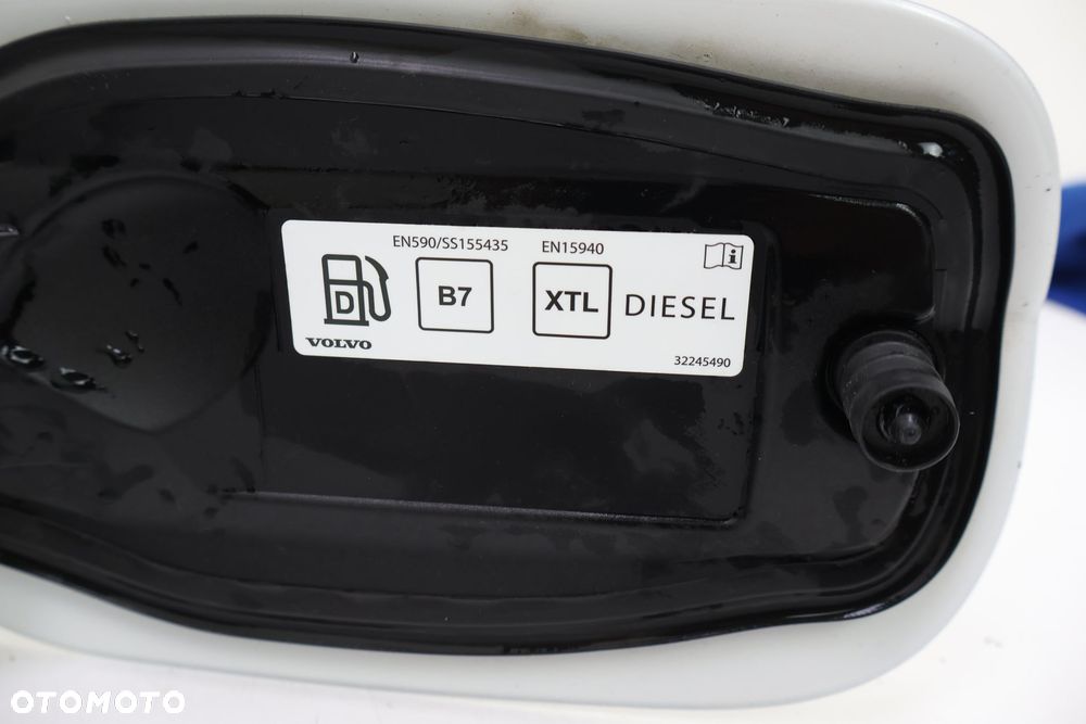 VOLVO V90 II KLAPKA WLEWU PALIWA 707 32227047 - 6