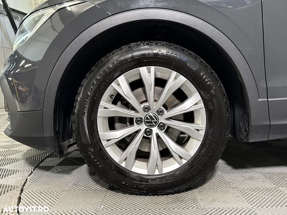 Volkswagen Tiguan - 14