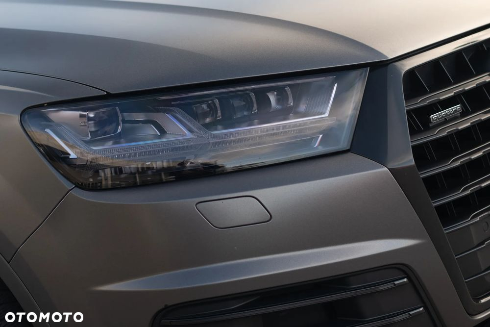 Audi Q7 3.0 TDI Quattro Tiptronic - 9