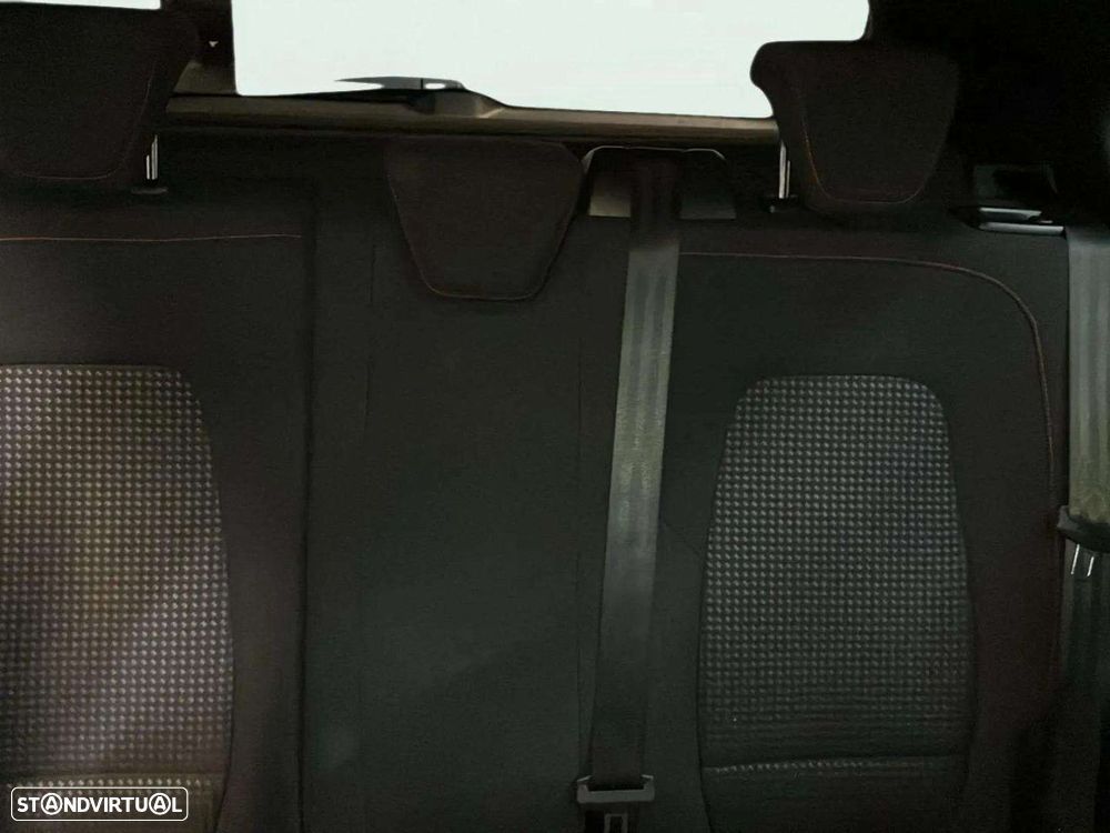 Ford Focus 1.0 EcoBoost ST-Line - 19