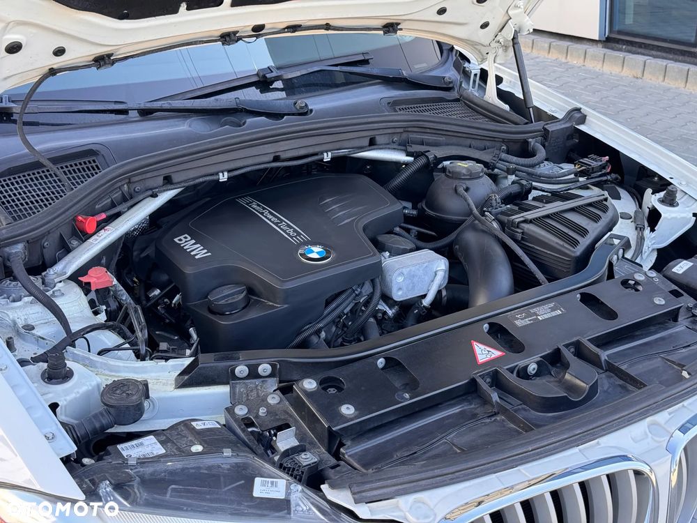 BMW X4 xDrive28i xLine - 32