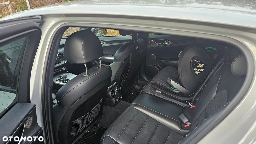 Kia Stinger 3.3 T-GDI V6 GT AWD - 7