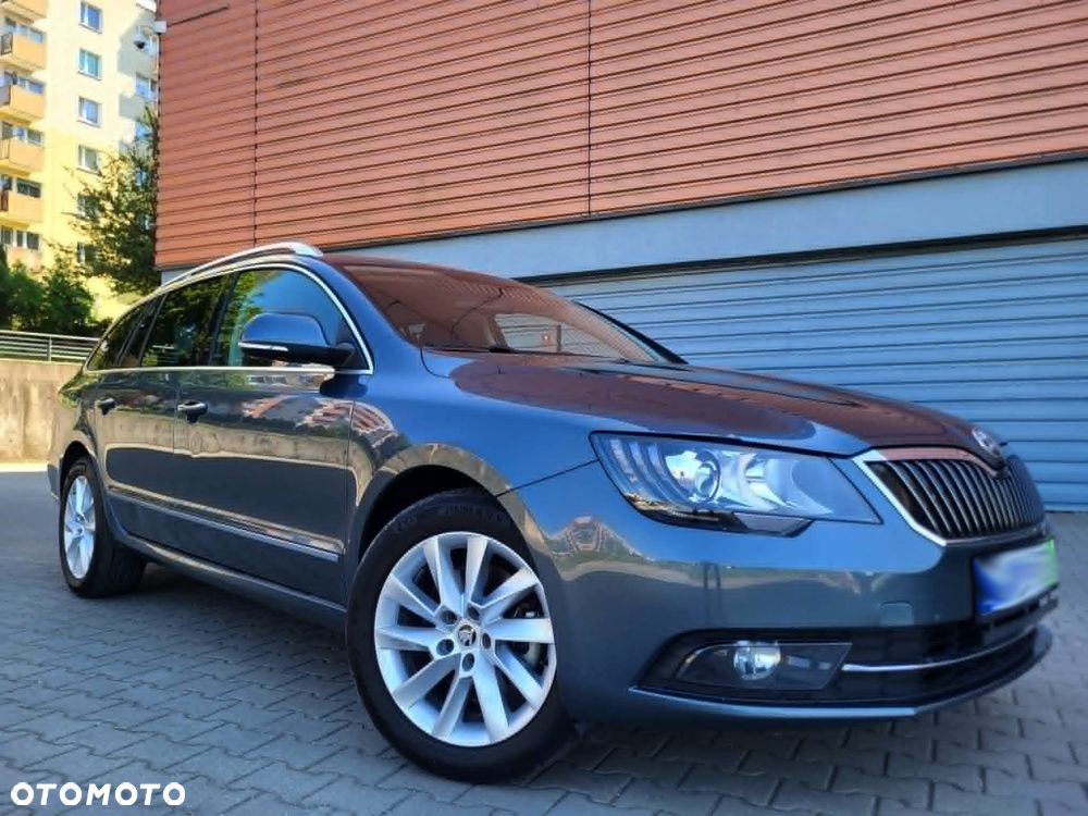 Skoda Superb 2.0 TDI Green tec DSG Elegance - 1