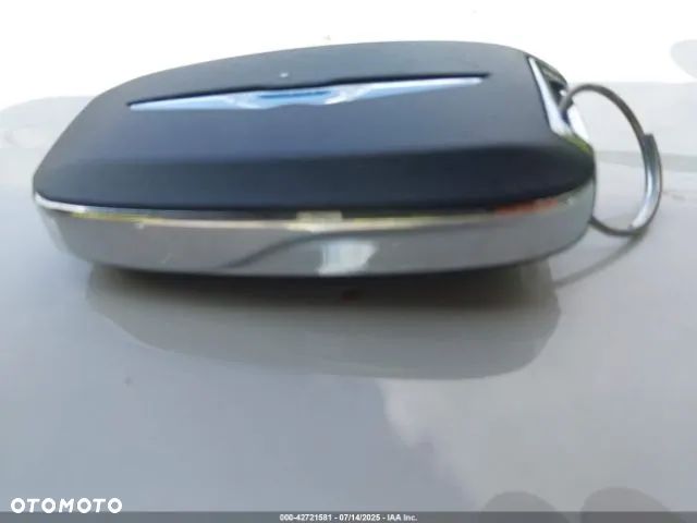 Chrysler Pacifica - 14