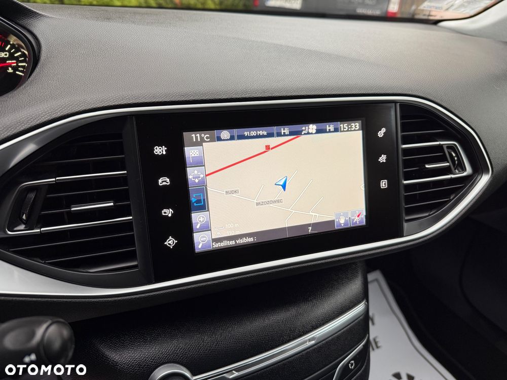 Peugeot 308 PureTech 110 Stop & Start Style - 16