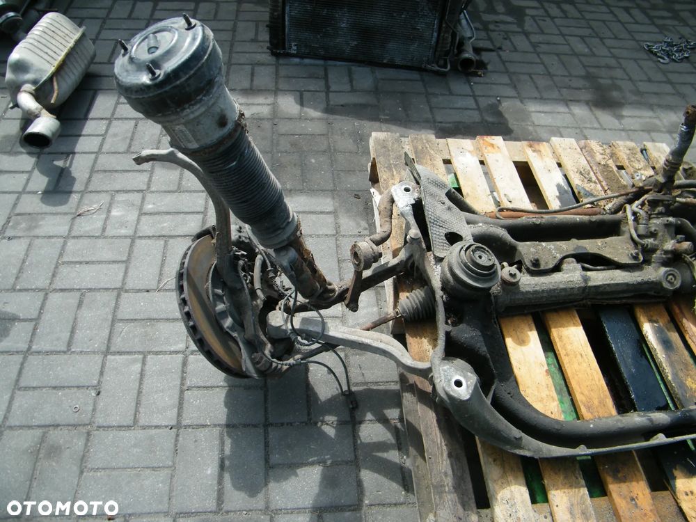 Amortyzatory przednie Airmatic C086053j Mercedes W220 S klasa 3.2 CDI (2001r.) - 3