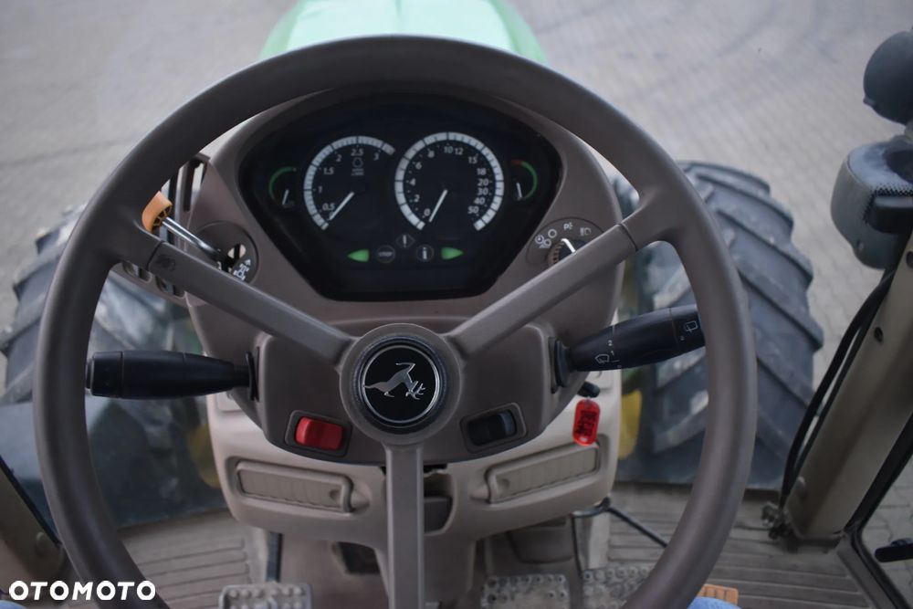 John Deere 7430 - 22