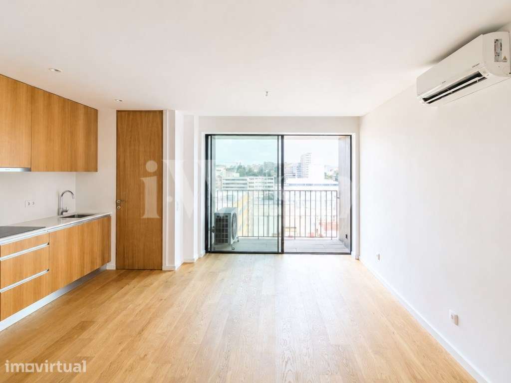 Viva Entre o Mar e a Cidade | Apartamento T2 em Matosinhos com Gara...