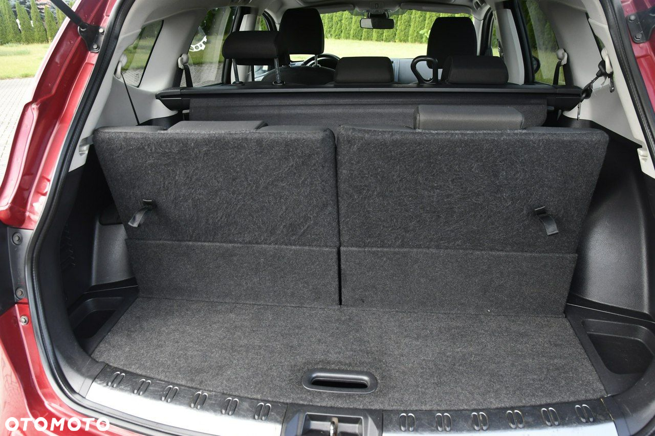 Nissan Qashqai+2 - 18