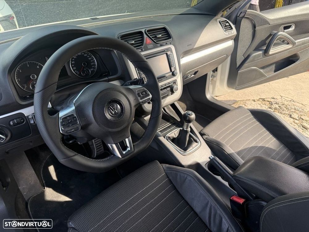 VW Scirocco 2.0 TDI Sport - 37