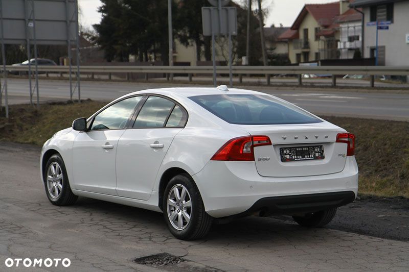 Volvo S60 - 4