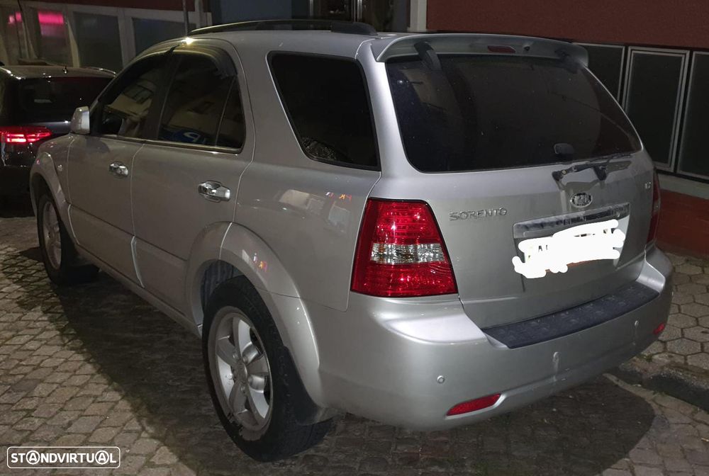 Kia Sorento 2.5 CRDi EX Aut. - 28
