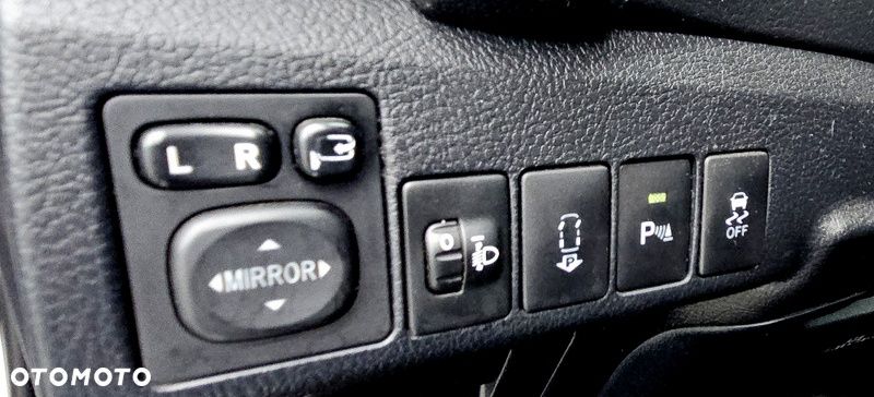 Toyota Auris 2.0 D-4D Comfort - 23