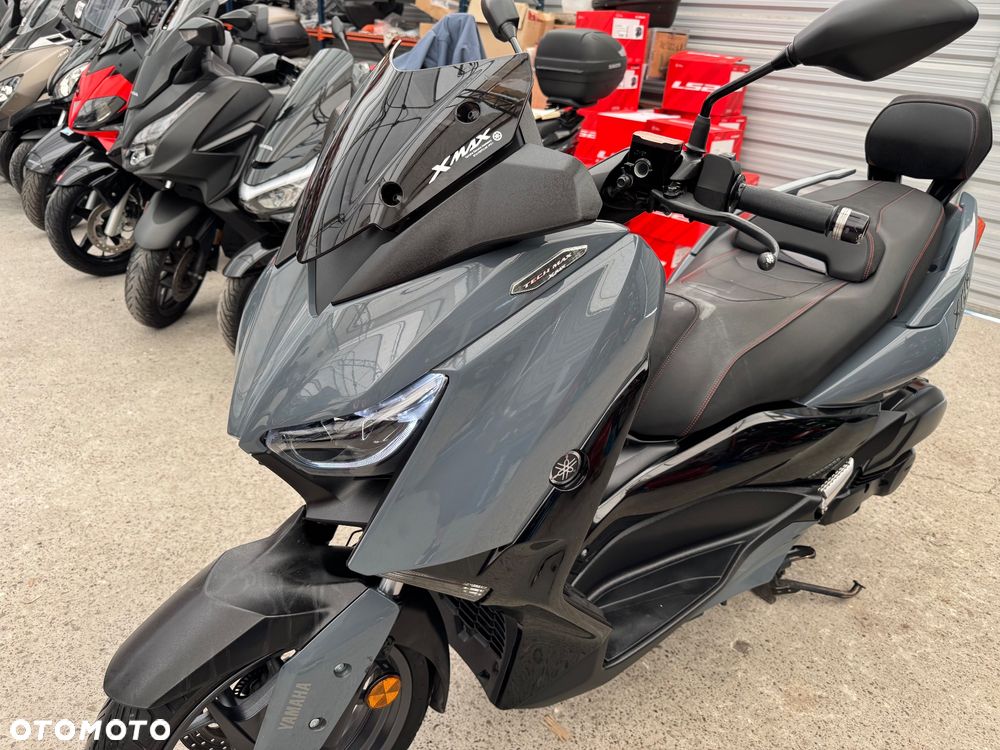 Yamaha X-max - 18