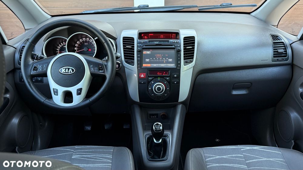 Kia Venga 1.6 CVVT Platinum Edition - 6