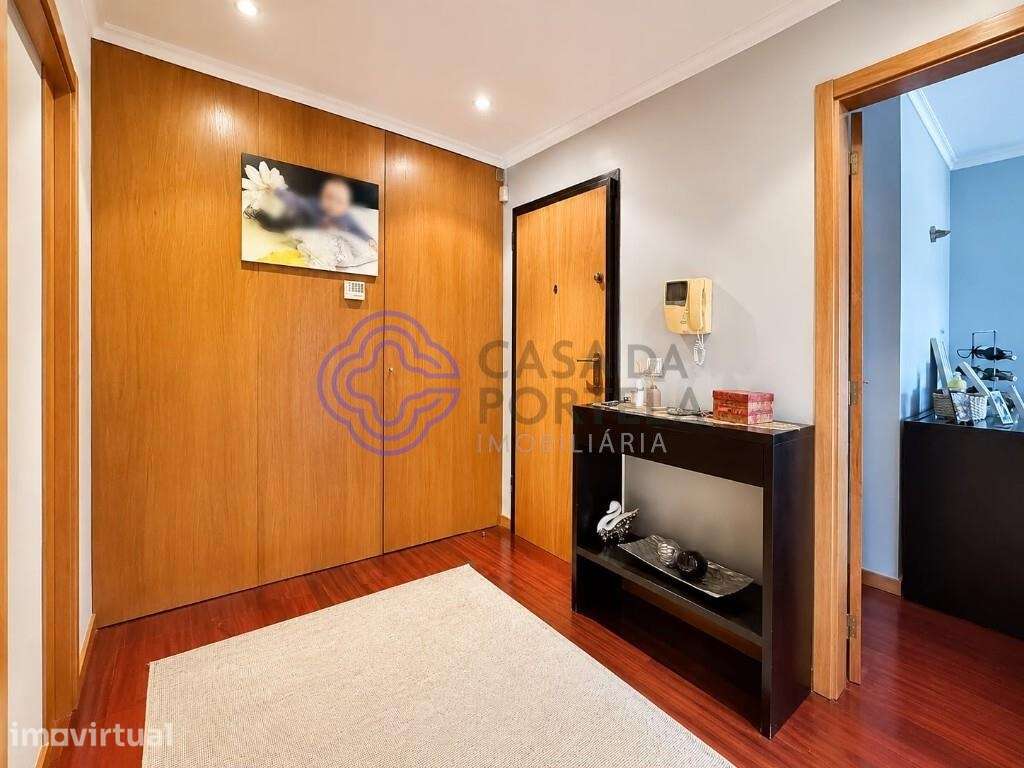 Apartamento T2 em Valongo | Suíte | Varanda | Garagem - Grande imagem: 3/18