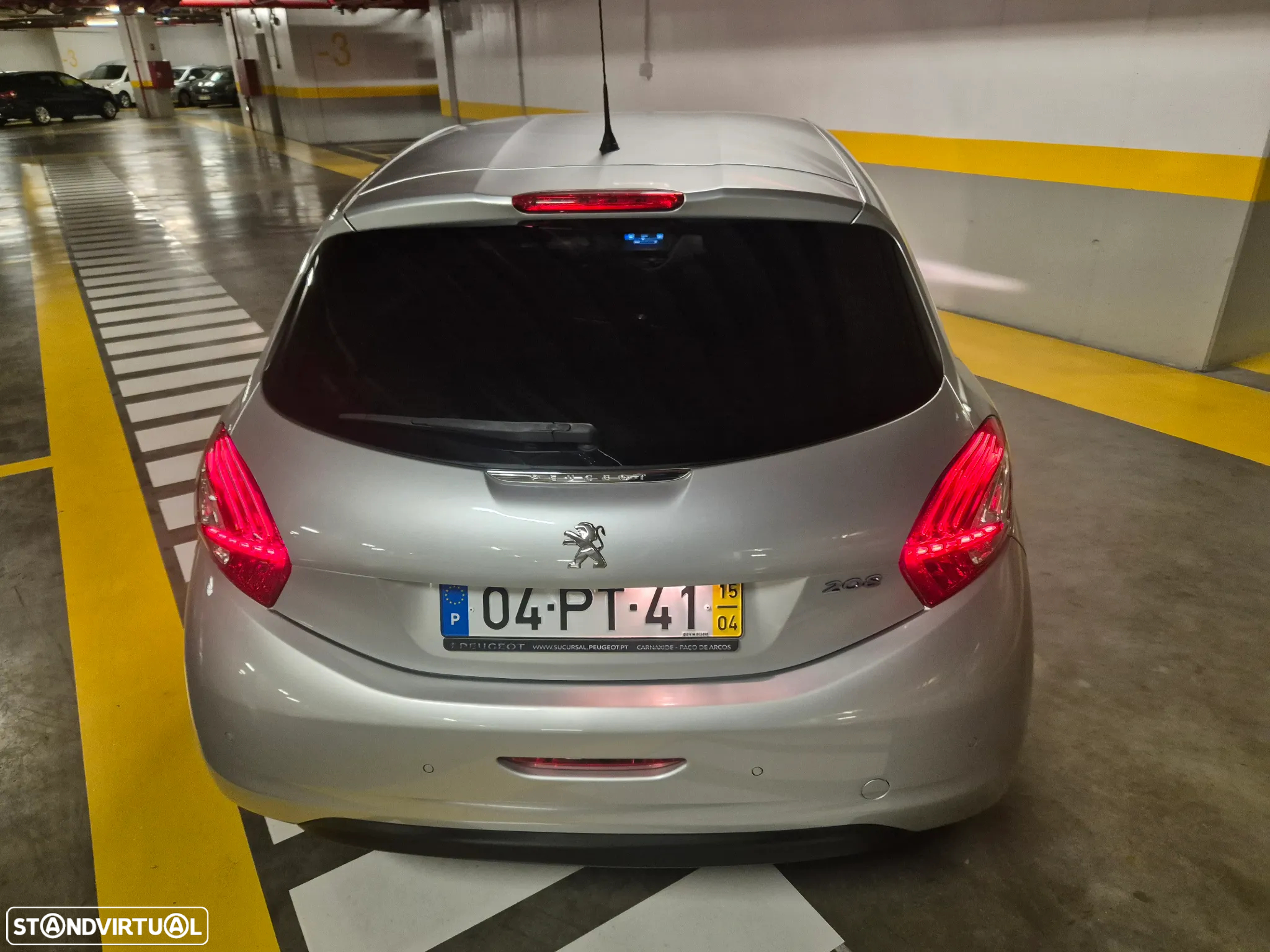 Peugeot 208 1.4 HDi SE Style - 13