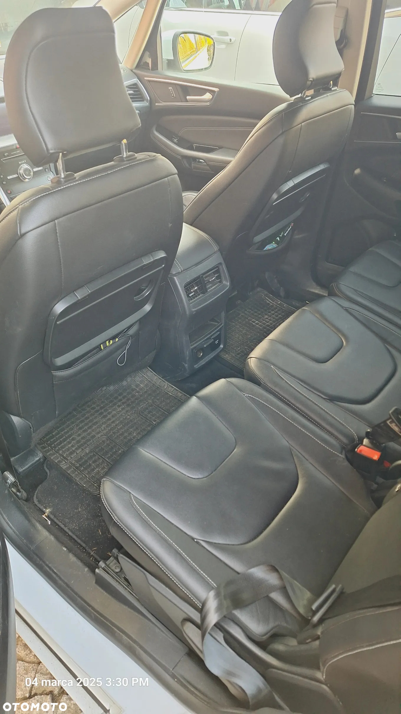 Ford S-Max - 8