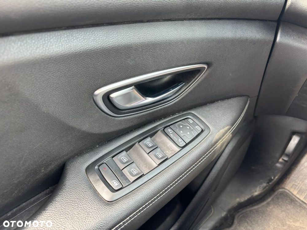 Renault Scenic ENERGY TCe 115 LIFE - 8