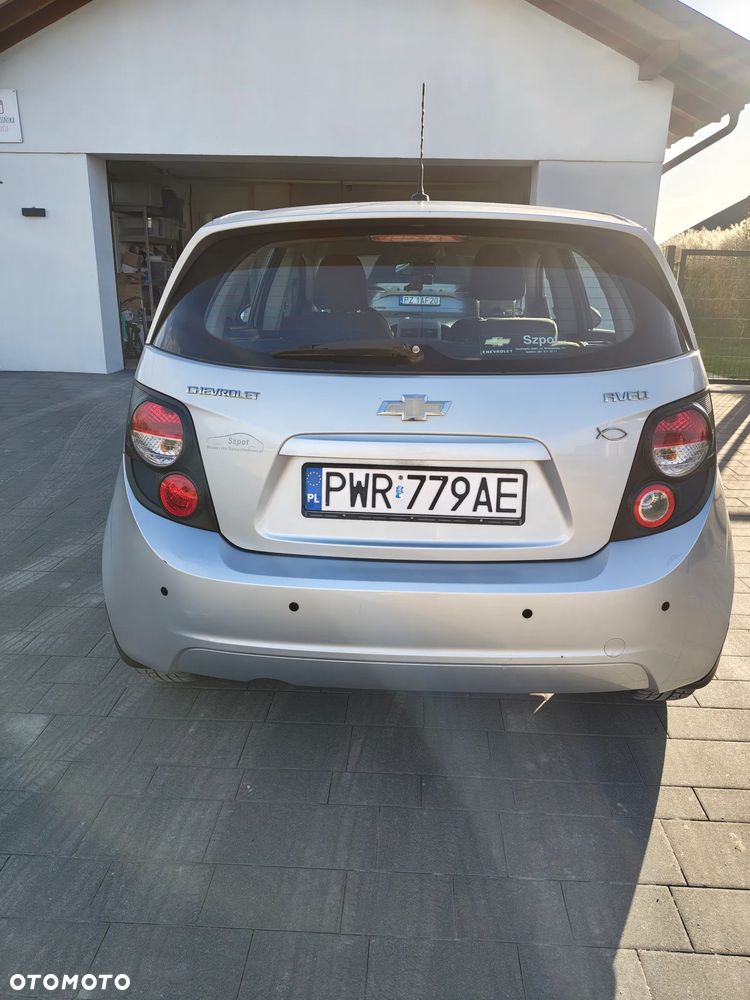 Chevrolet Aveo - 5
