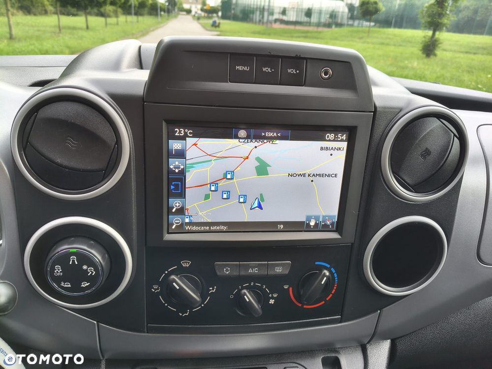 Peugeot Partner 1.6 BlueHDi Outdoor S&S - 19