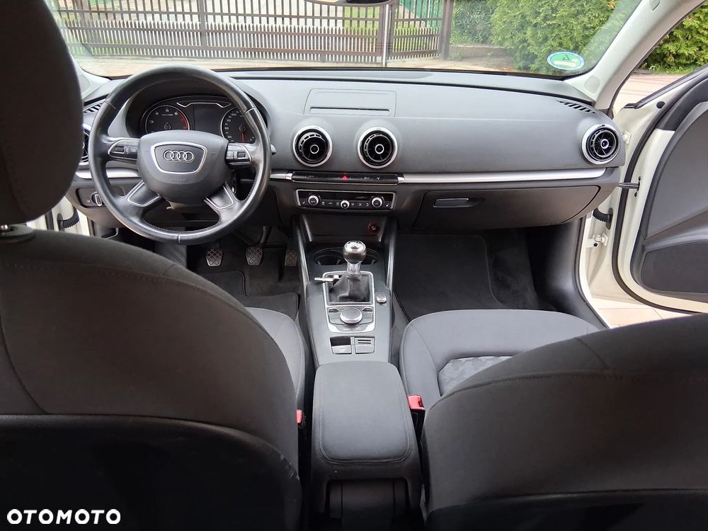 Audi A3 Sportback 1.4 TFSI Attraction - 8