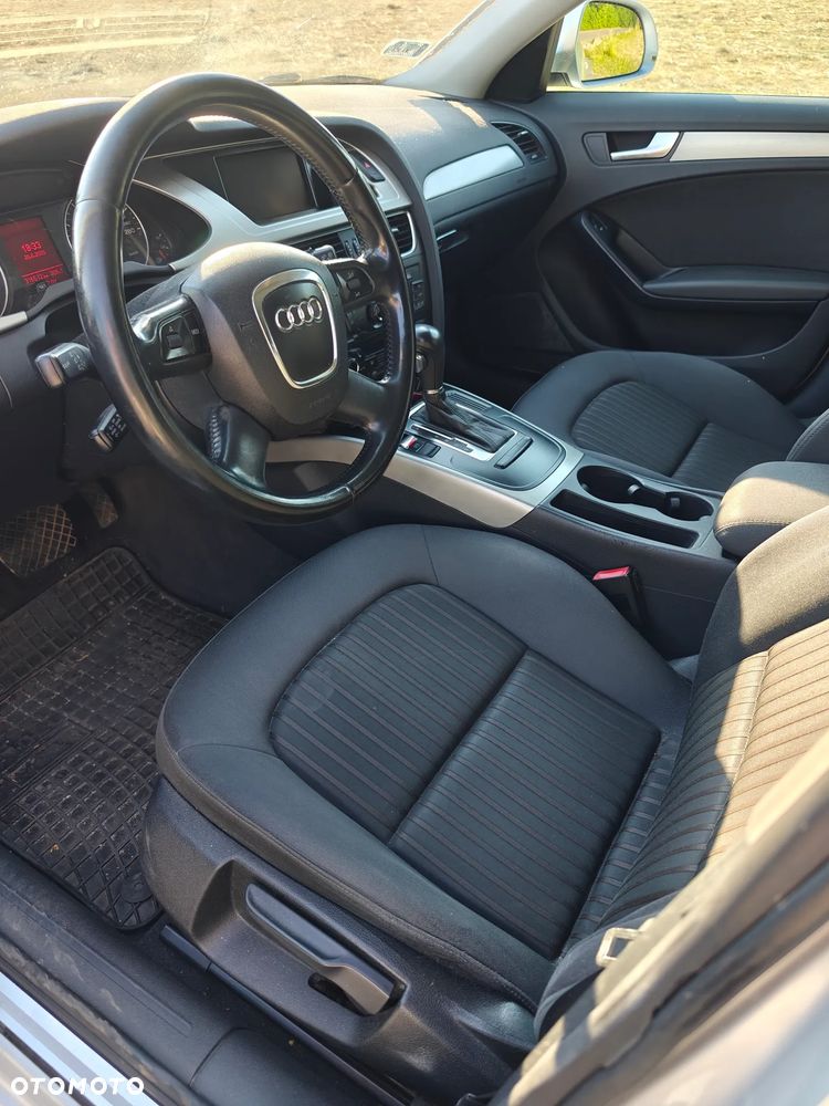 Audi A4 Avant 2.0 TDI Multitronic - 11