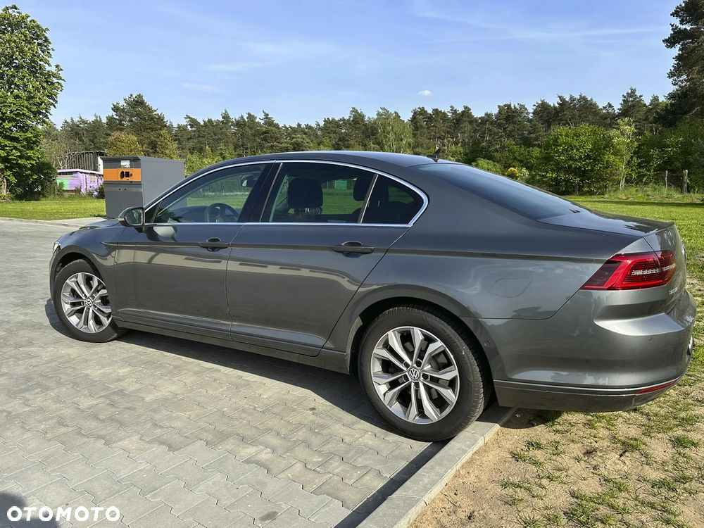 Volkswagen Passat 2.0 TDI BMT Comfortline DSG - 4