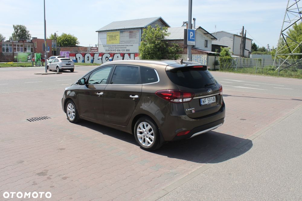 Kia Carens 1.7 CRDi L 7os 7DCT - 4