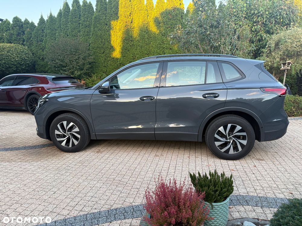 Volkswagen Tiguan - 27