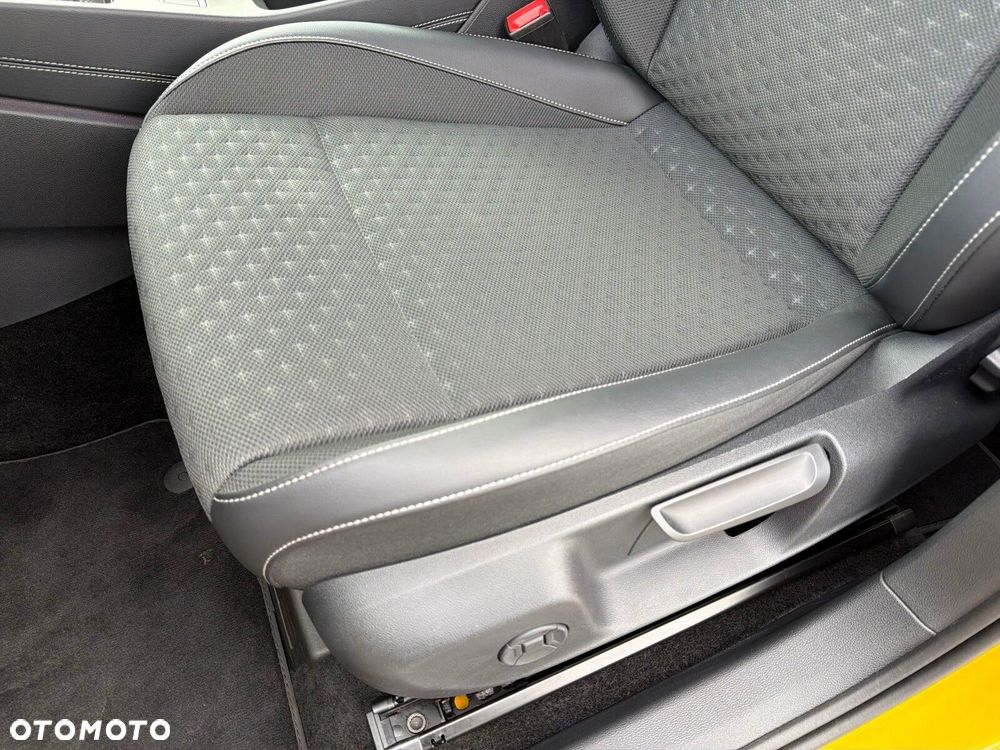 Volkswagen T-Roc 1.5 eTSI R-Line DSG - 14