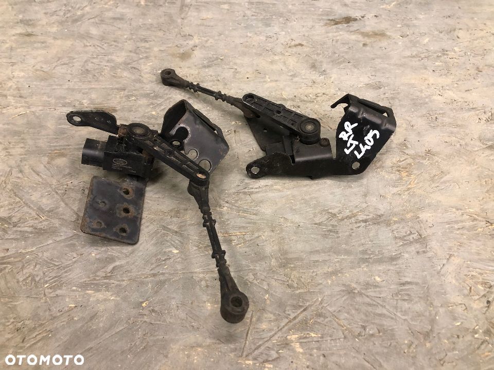 RANGE ROVER IV L405 2013->  CZUJNIK POZIOMOWANIA ZAWIESZENIA LEWY TYŁ TYLNE CPLA3D026BA