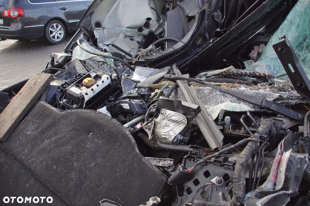 Auto na części - Audi Q5 II FY 2.0 TFSI 252 KM DAYB SUX LY9T 2018R Silnik Skrzynia Drzwi Klapa Zderzak Błotnik Lampa Szyba Klamka Lusterko Sterownik Moduł Czujnik Panel Kierownica - 13
