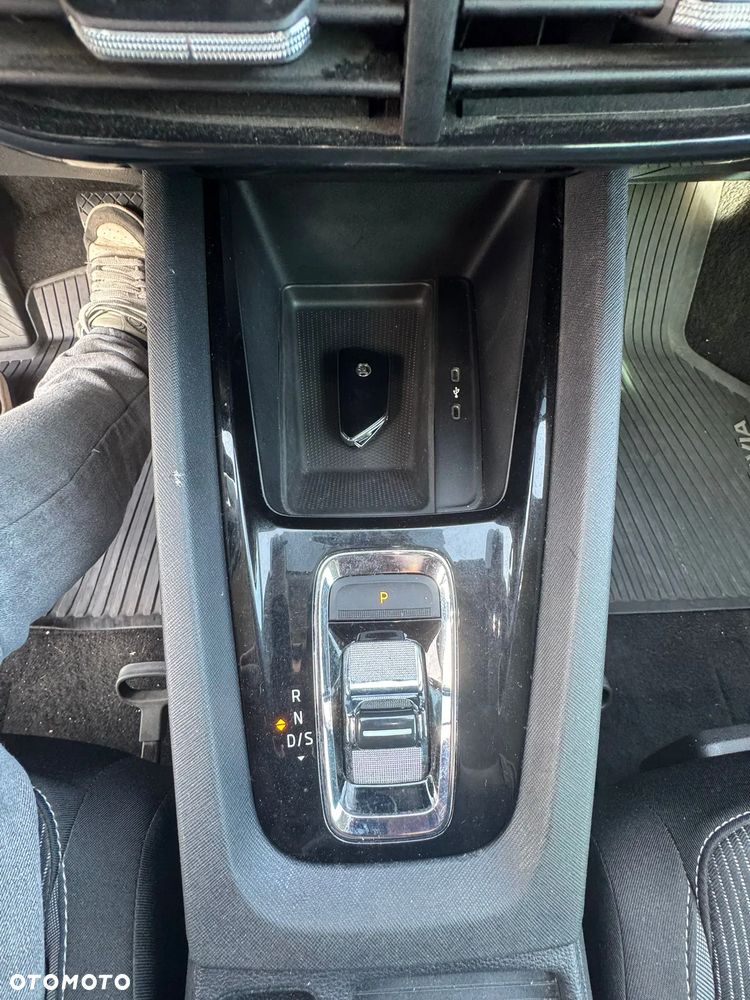 Skoda Octavia 2.0 TDI Ambition DSG - 5