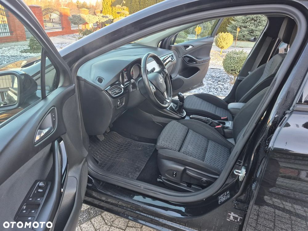 Opel Astra 1.4 Turbo Start/Stop Innovation - 17